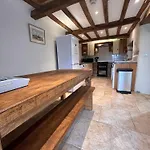 Апартаменты Swallows Barn
